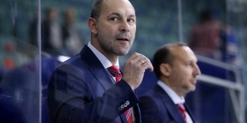 Главный тренер хоккейного клуба «Сочи» Сергей Зубов пообщался с болельщиками об изменениях в команде.